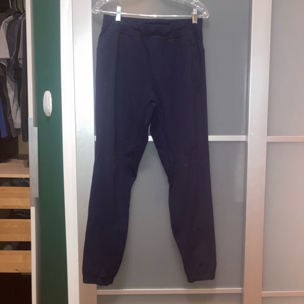 Lululemon surge jogger